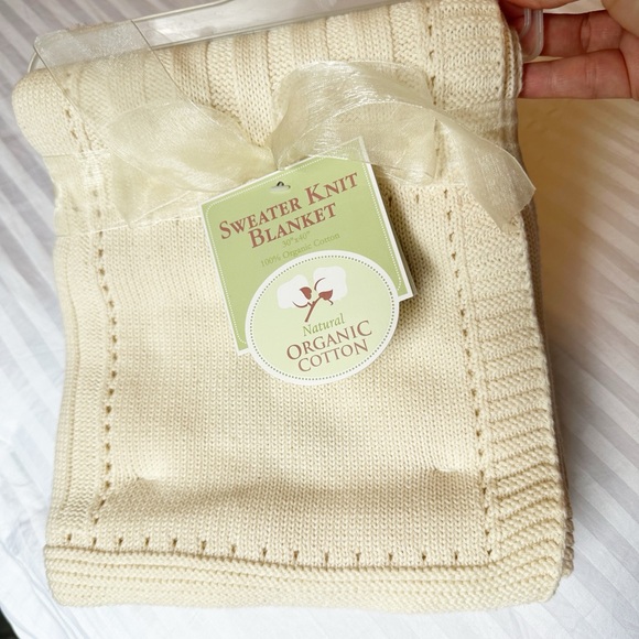 American Baby Company Sweater Knit Swaddle Blanket, Organic Cotton Natural Color - Picture 3 of 8